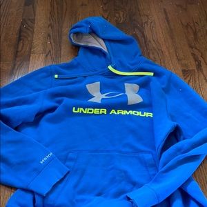 Under Armour sweatshirt